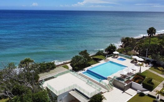 Remax Atlantis - YN PH 002 12
