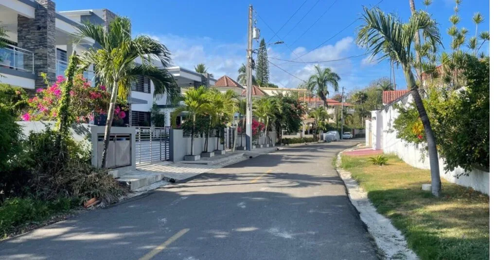 Remax Atlantis - Oportunidad única: apartamento de lujo en Costambar con retorno asegurado. 3 Remax Atlantis - costambar puerto plata