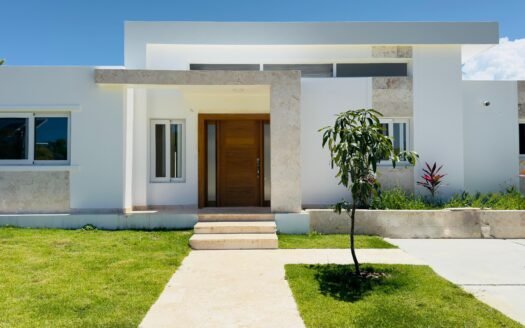 Remax Atlantis - WhatsApp Image 2026 04 17 at 16.11.17 1 1