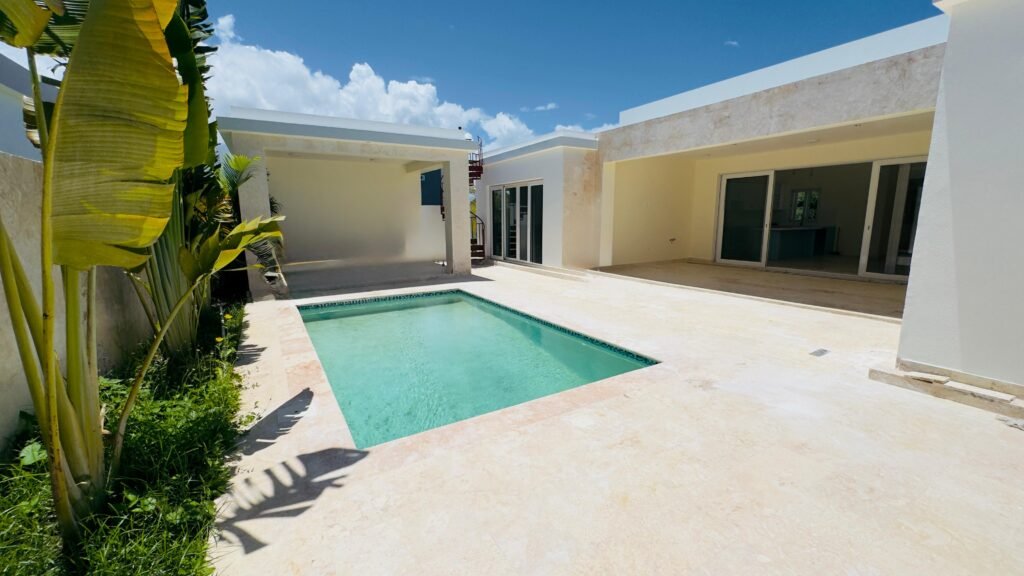 🏡 **VILLA EN VENTA EN SOSÚA OCEAN VILLAGE – FINANCIAMIENTO DISPONIBLE** 🌴